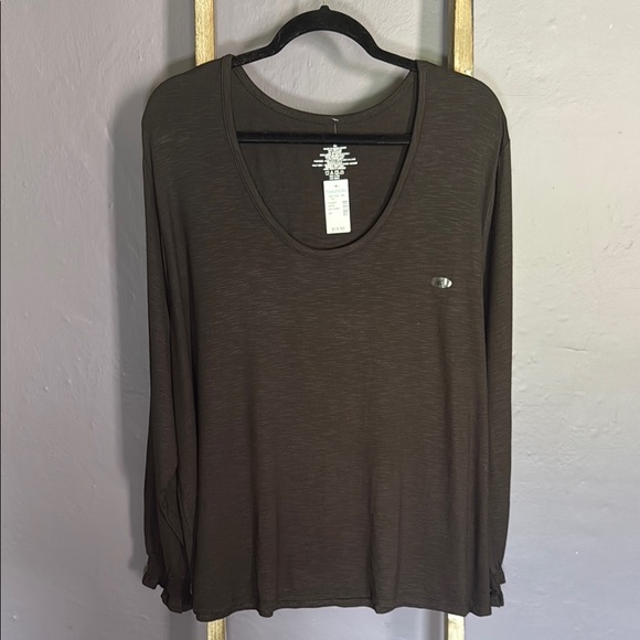 Maurices Brown Long Sleeve Tee - Picture 1 of 3